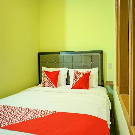 Hotel O Pudan Residence 2 Parapat Exterior foto