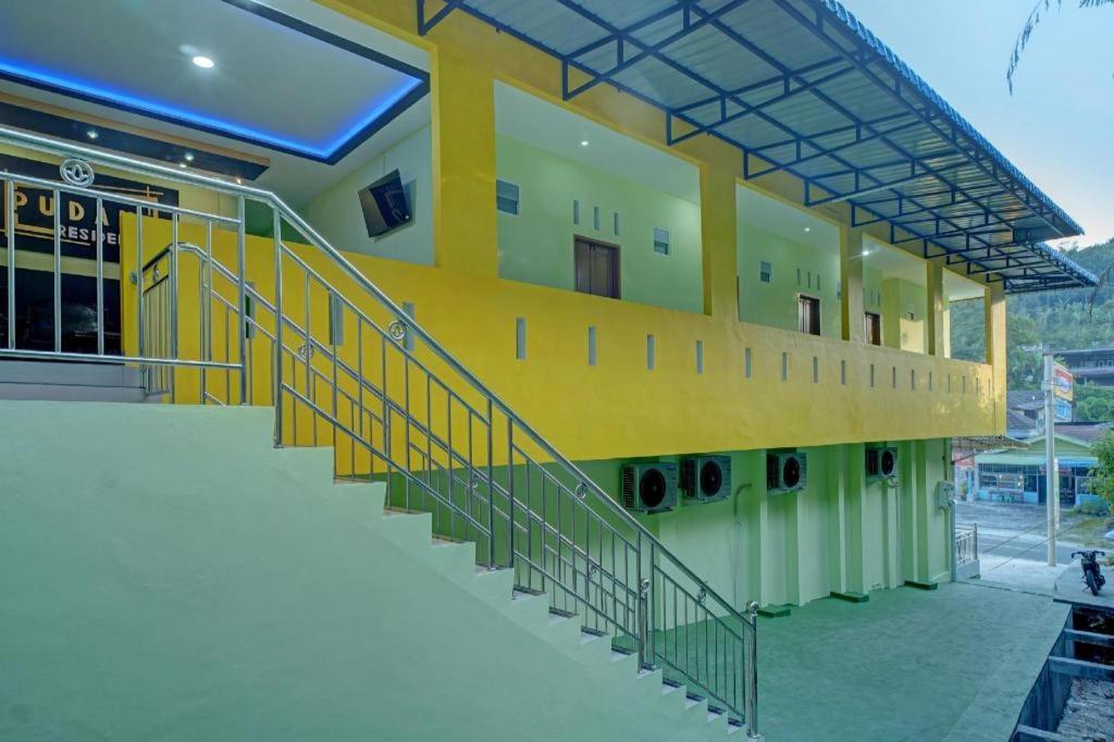 Hotel O Pudan Residence 2 Parapat Exterior foto