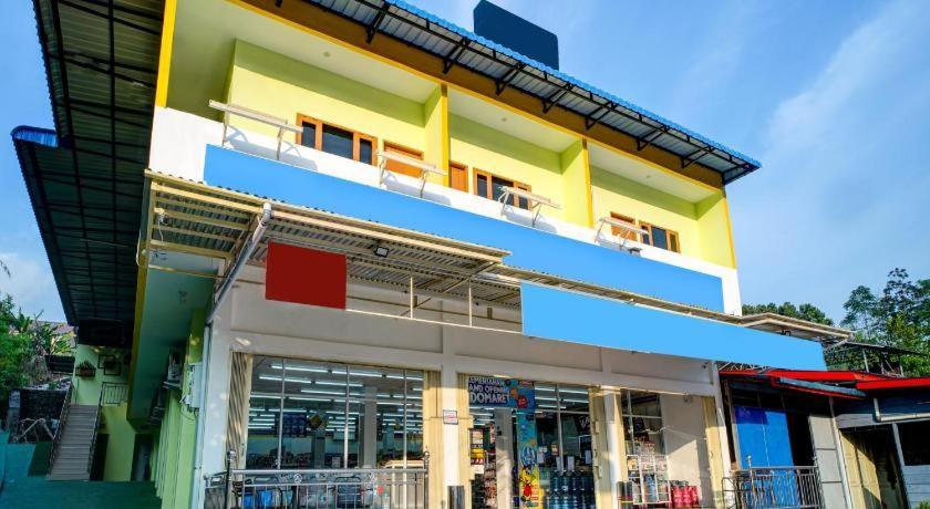 Hotel O Pudan Residence 2 Parapat Exterior foto